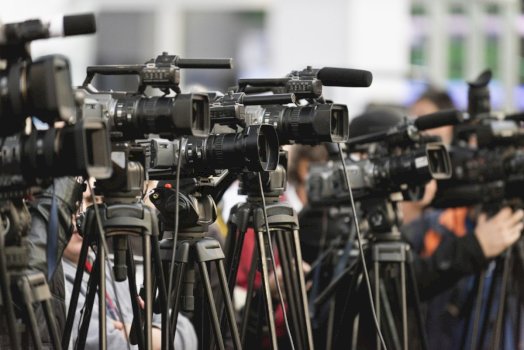 Dënohet me 1 vjet burgim me kusht personi që kërcënoi gazetarët në Gjykatë