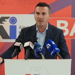 Ademi: Mund të takohen Mickoski-Ahmeti