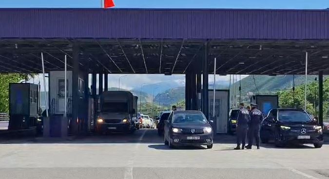 Prej sot deri në 30 shtator/ Shqipëria dhe Kosova rikthejnë regjimin e kalimit pa kontrolle në kufijtë tokësorë