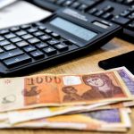 Qeveria po përgatit masa për ti ”goditur” kreditë e shpejta