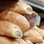 Një pjesë e furrave shtrenjtojnë bukën në Maqedoni