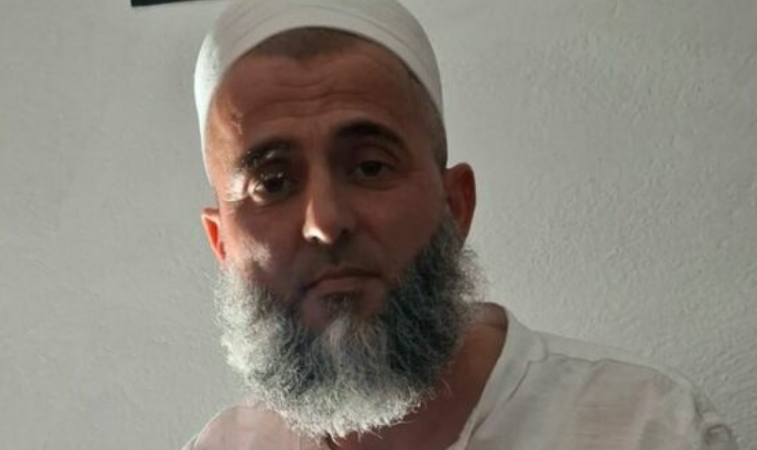 Vritet me thikë imami kosovar