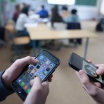 BE kërkon kufizime më të rrepta moshe për rrjetet sociale