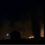 Zjarr i madh në fshatin Mateç – flakët pranë shtëpive